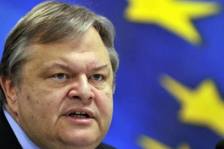 O ministro de Finanças, Evangelos Venizelos, afirmou que não haverá nenhum superávit primário até 2013 (Louisa Gouliamaki/AFP)