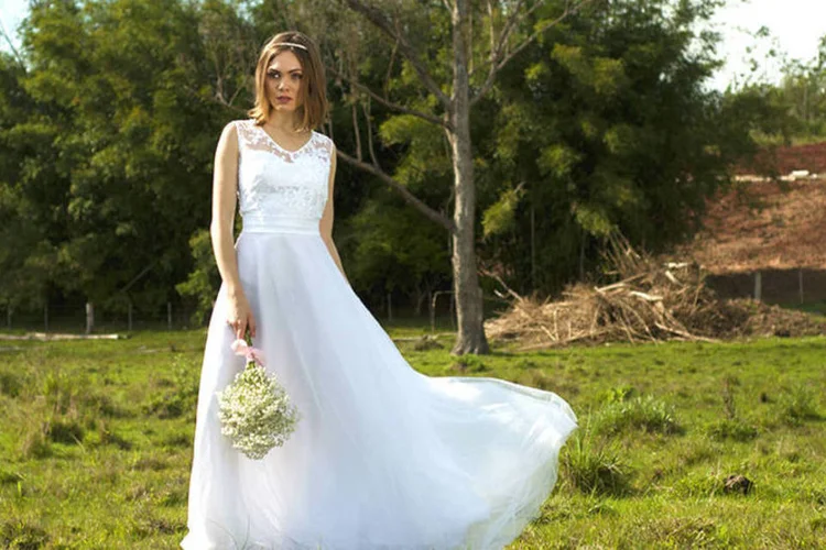 Vestido de noiva da loja O Amor É Simples (Divulgação)