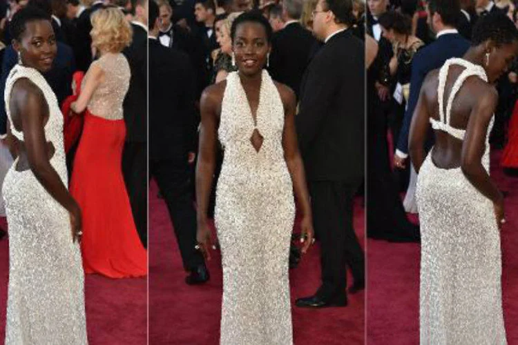 Atriz Lupita Nyong'o na festa do Oscar, em Los Angeles: o vestido foi confeccionado com 6.000 pérolas (AFP/ Mladen Antonov)