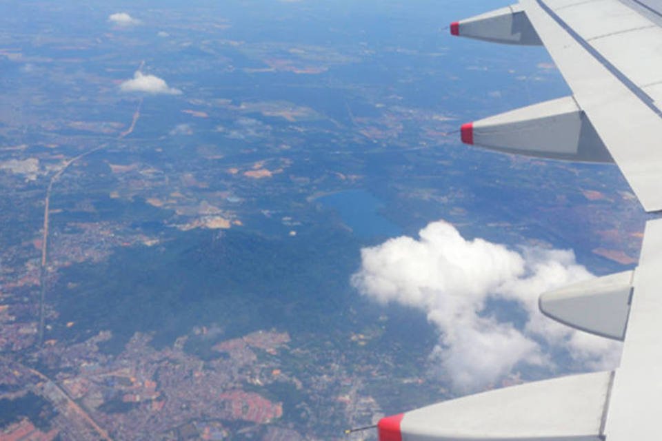 Distância entre aviões é reduzida pela metade para melhorar tráfego nos aeroportos