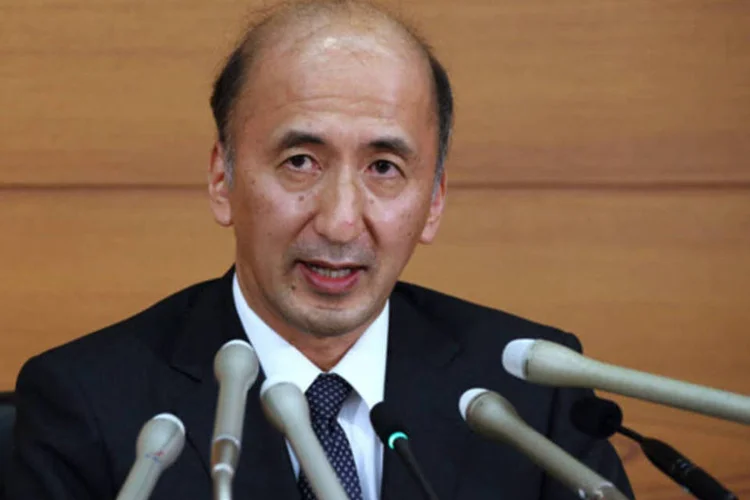 
	Hiroshi Nakaso: ele reconheceu que a pol&iacute;tica de taxa de juros negativa do banco central tinha rendido apenas resultados mistos at&eacute; agor
 (Tomohiro Ohsumi/Bloomberg)