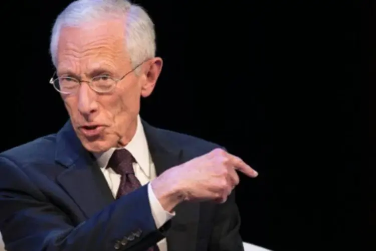 O vice-presidente do Federal Reserve, Stanley Fischer: "a esta altura, é difícil avaliar as prováveis consequências desta volatilidade" (JIM WATSON/AFP)