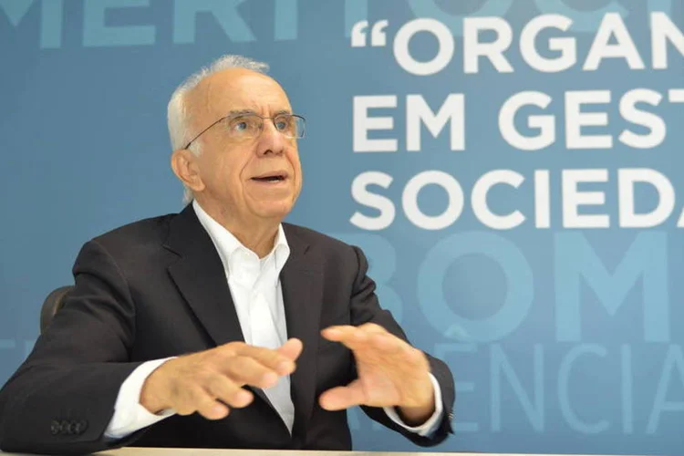 O consultor Vicente Falconi, em seu escritório em São Paulo, durante entrevista a EXAME.com (Fábio Teixeira/Exame.com)