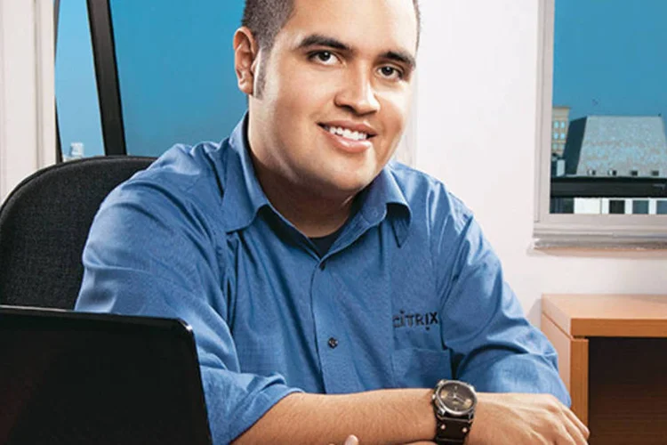 Victor Rocha, formado em tecnologia da informação: decepcionado com algumas ofertas, decidiu abrir seu próprio negócio em janeiro (Omar Paixão)