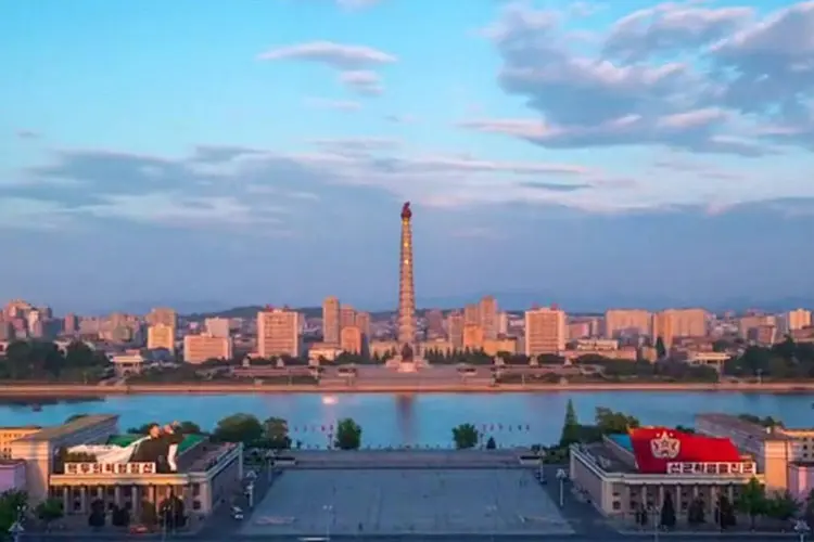 Vista da capital da Coreia do Norte, Pyongyang (Reprodução/ Vimeo/Reprodução)