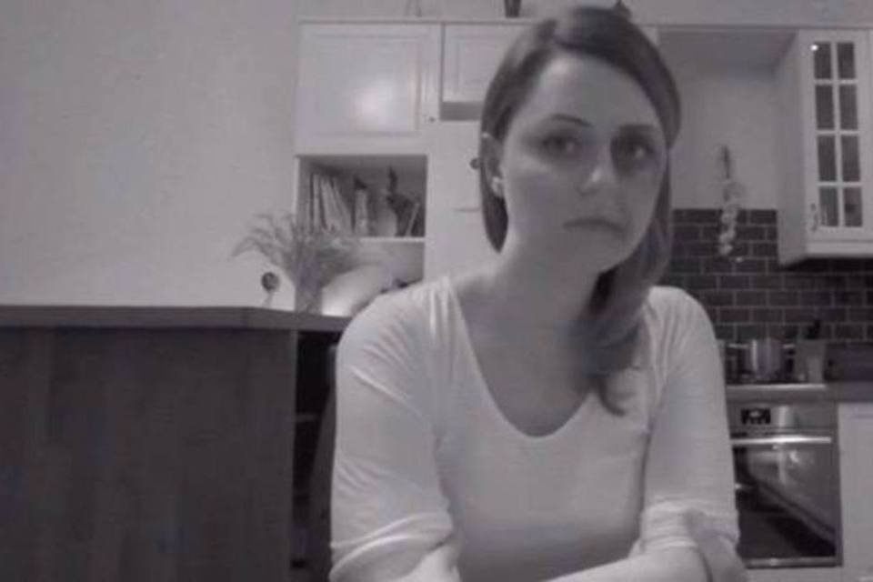 Vídeo para o grupo Family Mathers que faz apelo contra a violência doméstica (Reprodução)