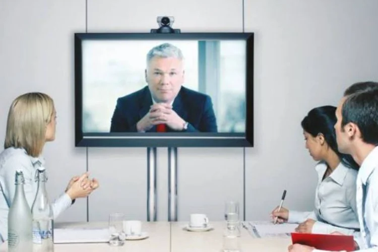 Videoconferência (Divulgacao)