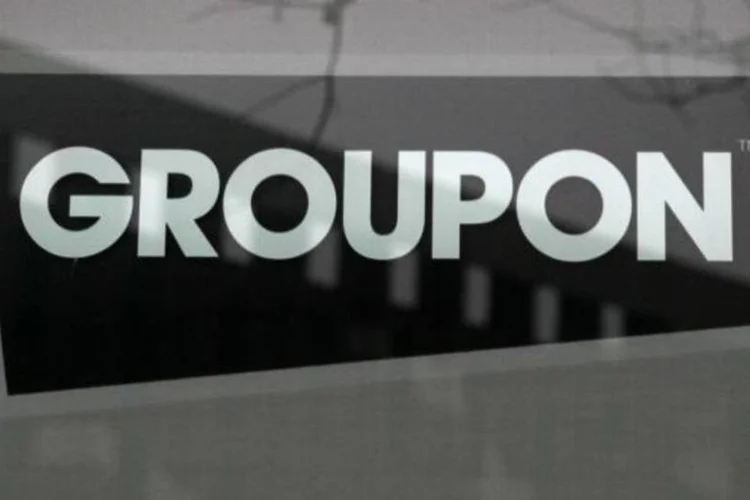 
	Groupon: parte da aquisi&ccedil;&atilde;o ser&aacute; paga em dinheiro e restante em a&ccedil;&otilde;es da empresa
 (Scott Olson/Getty Images)