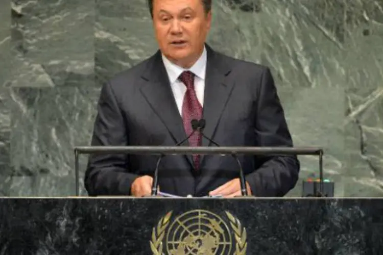 O presidente da Ucrânia, Viktor Yanukovich: chefe de Estado, que há dois meses enfrenta um movimento de contestação, sofre de doença respiratória aguda (Stan Honda/AFP)