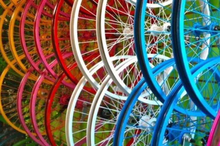 Villy Customs: empresa permite que consumidores criem online a bicicleta dos seus sonhos, que depois será montada e entregue (Divulgação)