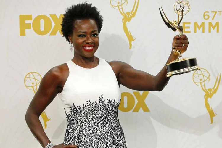 
	Emocionada, a atriz brilhou tamb&eacute;m no discurso: &quot;Voc&ecirc; n&atilde;o pode ganhar um Emmy por pap&eacute;is que simplesmente n&atilde;o existem&quot;
 (REUTERS/Mike Blake)
