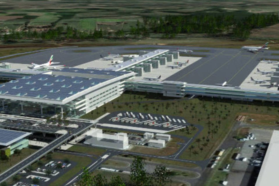Dilma anuncia construção de 800 aeroportos regionais no país