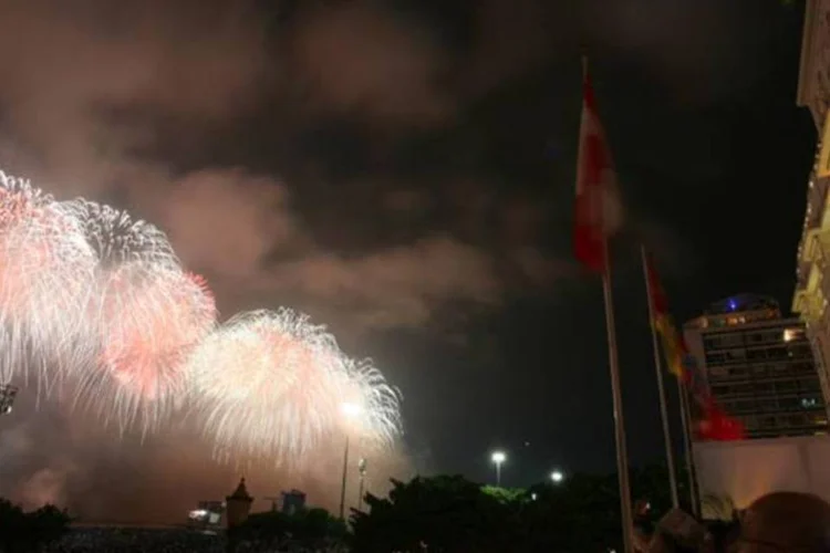 Réveillon em Copacabana: são esperadas mais de dois milhões de pessoas na festa (Marcos Pinto/Contigo)