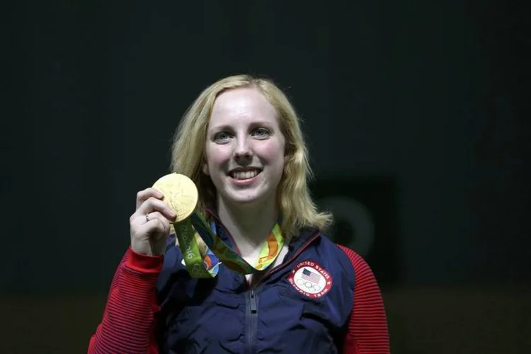 A americana Virginia Thrasher: ganhadora do 1° ouro nas Olimpíadas do Rio (Edgard Garrido/ Reuters)