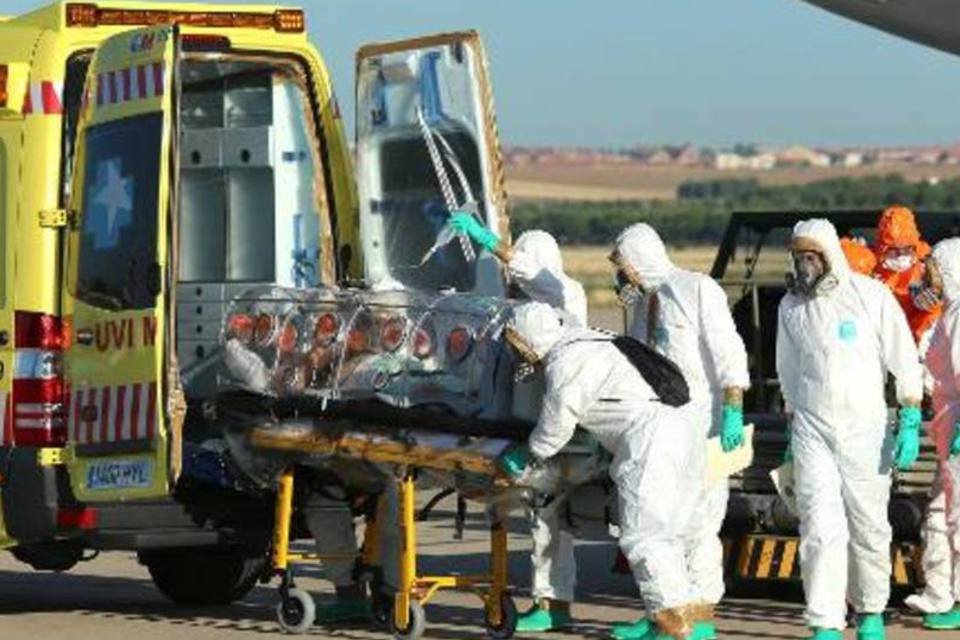 Padre espanhol com ebola morre em hospital de Madri