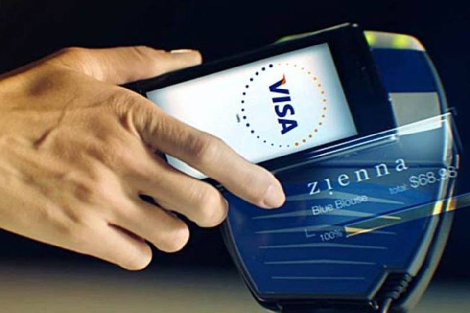 30% dos brasileiros dizem já ter feito pagamentos no celular