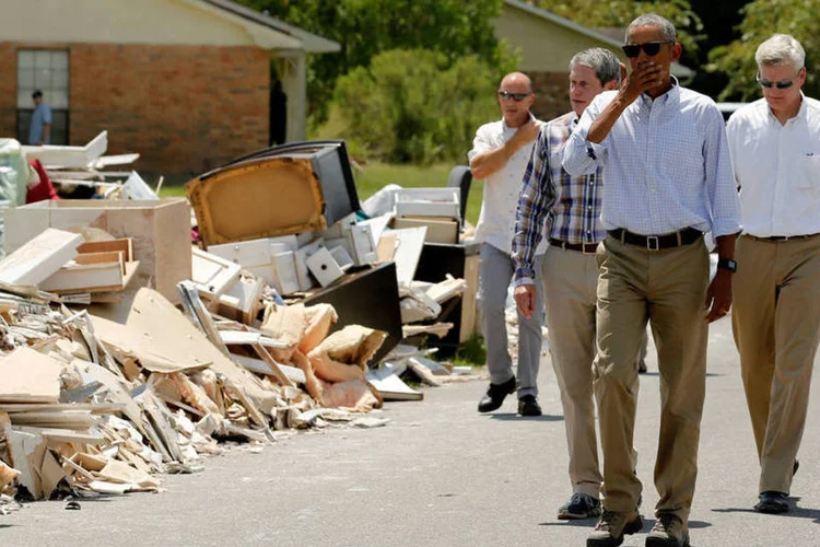 
	Obama: a Guarda Nacional foi mobilizada e o governo federal tem mostrado que est&aacute; fazendo todo o poss&iacute;vel para acelerar a recupera&ccedil;&atilde;o
 (Jonathan Ernst / Reuters)