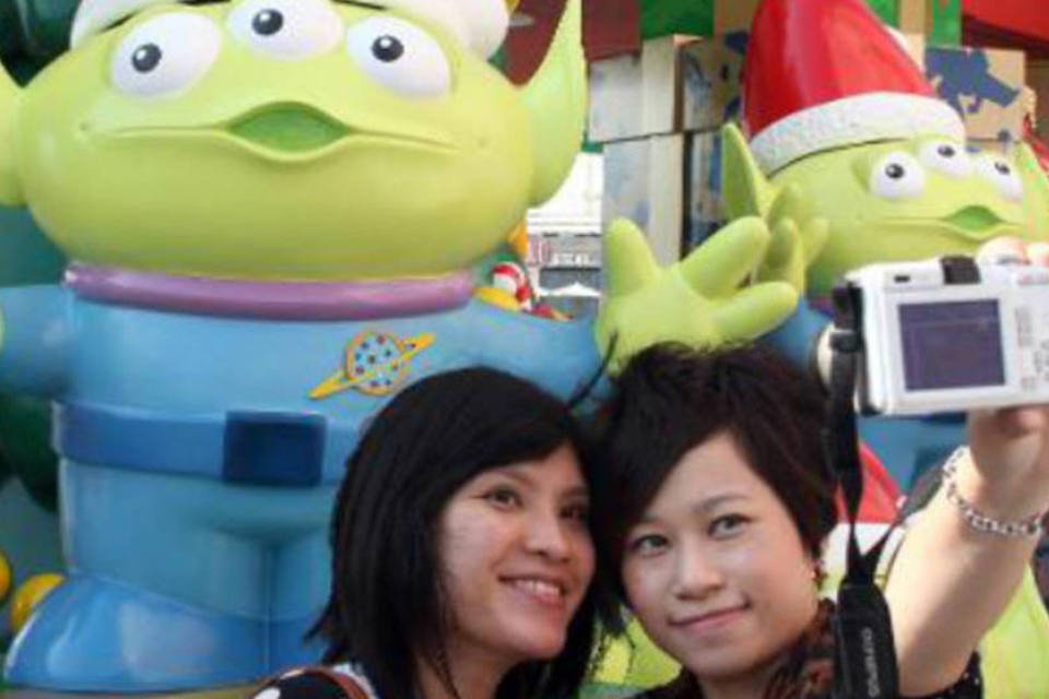 Chineses fazem Disney de Hong Kong registrar lucros recordes