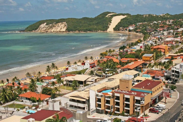 
	Natal, Rio Grande do Norte: os policiais encontraram em seu poder diversos ocumentos falsificados, cart&otilde;es de cr&eacute;dito e banc&aacute;rio, al&eacute;m de c&eacute;dulas de pesos argentino, mexicano, uruguaio e colombiano
 (Camilla Veras Mota/Viagem e Turismo/Divulgação)