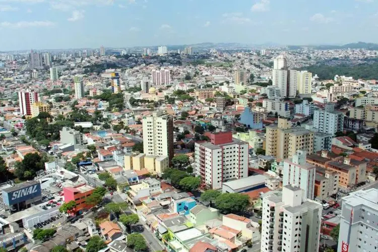 
	Vista a&eacute;rea de S&atilde;o Bernardo do Campo: representantes sindicais calculam que 3 mil pessoas participam da manifesta&ccedil;&atilde;o
 (Raquel Toth / PMSBC)