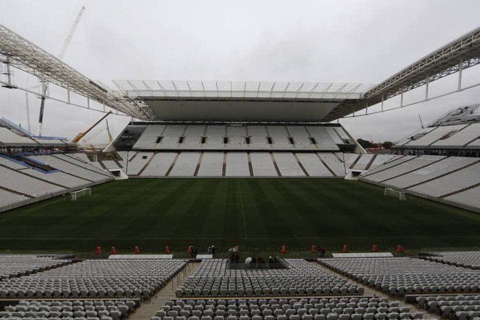 É mais rápido chegar no Itaquerão que no Morumbi? Veja vídeo