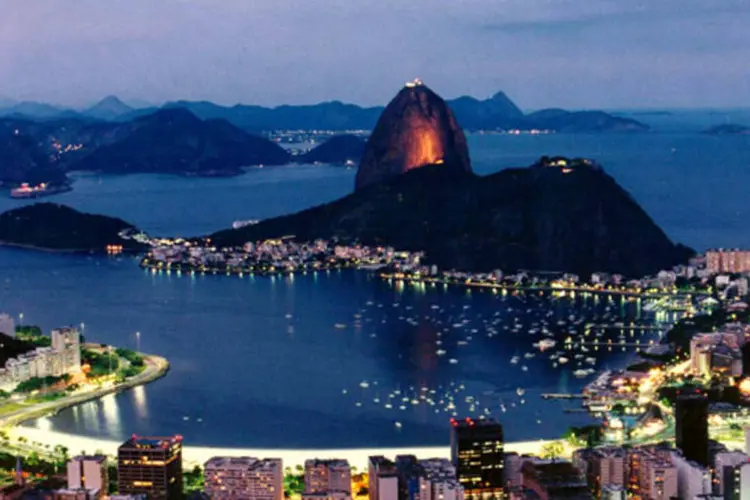 
	Vista do P&atilde;o de A&ccedil;&uacute;car, no Rio: comit&ecirc; organizador lan&ccedil;ou o Plano de Gest&atilde;o da Sustentabilidade dos Jogos do Rio/2016
 (Oscar Cabral/Veja)