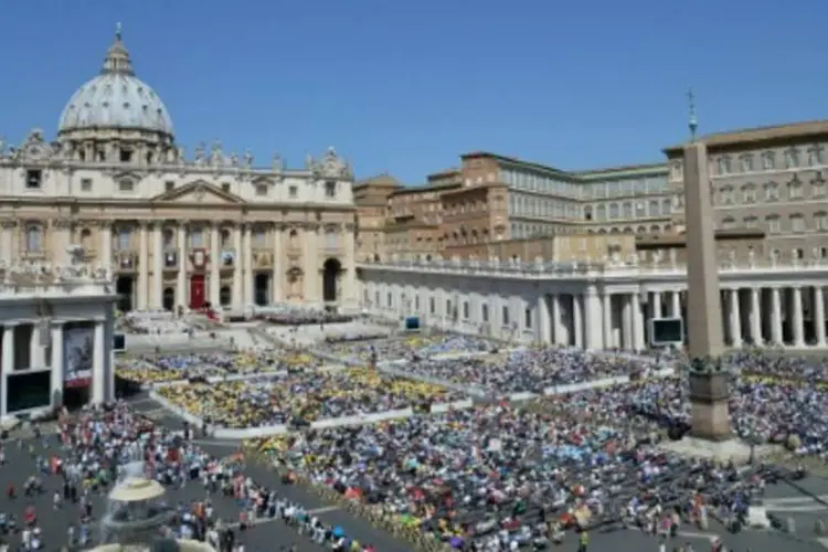 Vista geral da praça São Pedro, no Vaticano: praça São Pedro, a Catedral de Milão e sua famosa Scala são alguns dos possíveis alvos, teria dito o FBI (Alberto Pizzoli/AFP)