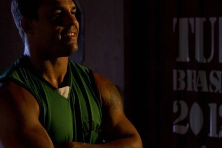 Vitor Belfort: lutador tem se mostrado um hábil líder de equipe em reality show (Divulgação)