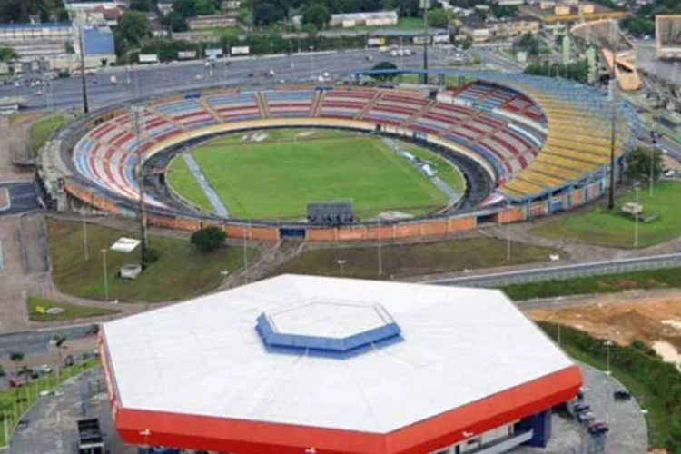Estádio Vivaldo Lima, antes do início das obras, em Manaus: capital amazônica tem pior saneamento entre as sedes da Copa (Roberto Carlos)