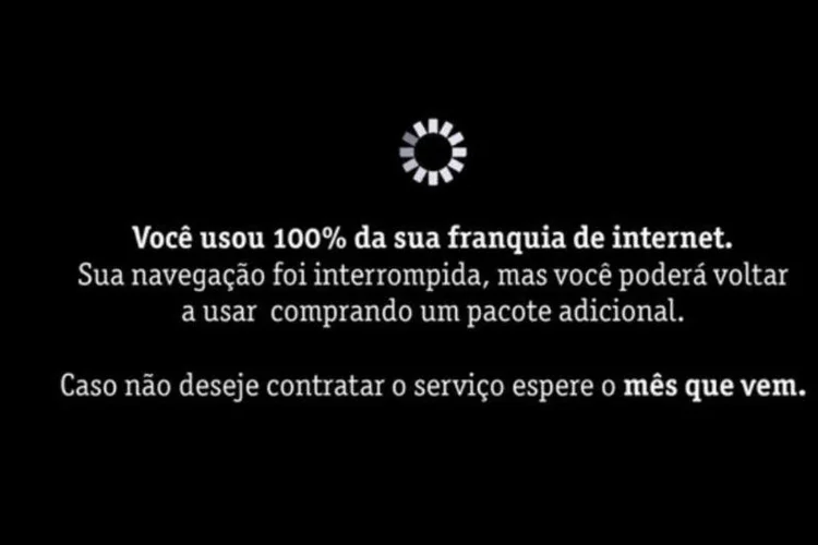 Vídeo de humor sobre corte da internet: paródia com comercial da Vivo (Divulgação)