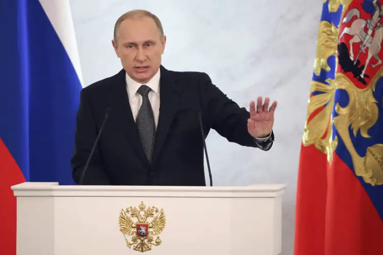 
	Vladimir Putin: &quot;acredito que o banco central e o governo est&atilde;o adotando medidas adequadas&quot;
 (Sergei Karpukhin/Reuters)