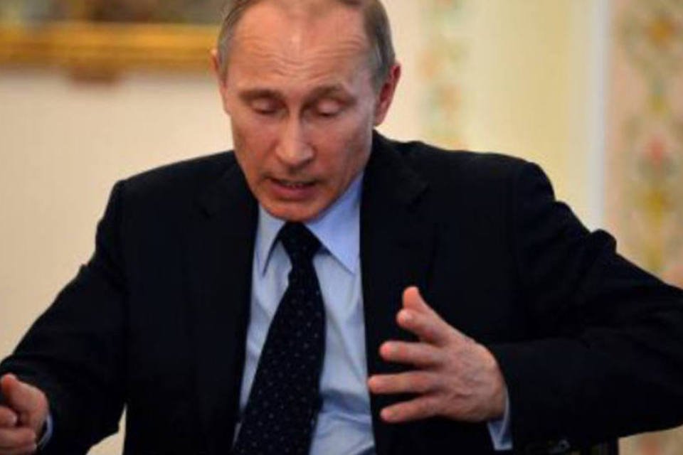Putin estuda pedido da Crimeia de se juntar à Rússia