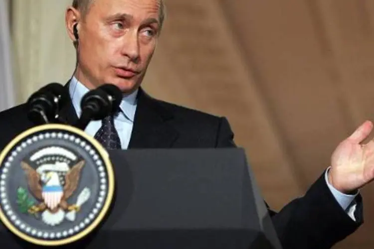 
	O presidente russo Vladmir Putin: porta-voz do governo afirmou que as inten&ccedil;&otilde;es dos EUA parecem serem essas com as &quot;promessas de fornecimento em massa de armas para a Ucr&acirc;nia
 (Jim Watson/AFP)