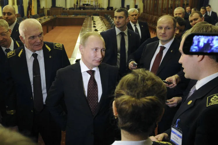 Putin: ele reage a comentários de líderes europeus e norte-americanos feitos no final de semana (Mikhail Klimentyev/RIA Novosti/Kremlin/Reuters)