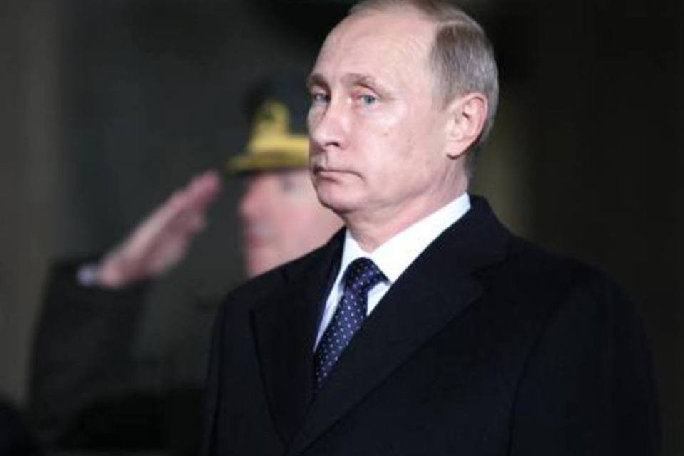 Putin cancela projeto que levaria gás russo à Europa