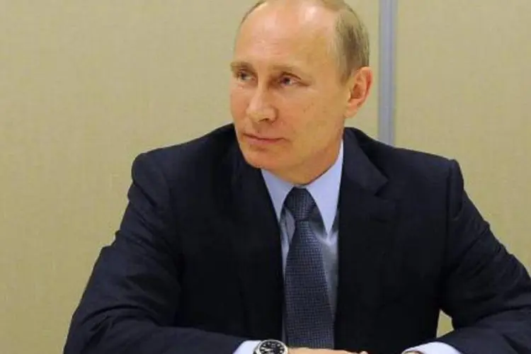 
	O presidente russo, Vladimir Putin: conversa&ccedil;&otilde;es ser&atilde;o realizadas no Pal&aacute;cio do Eliseu, em Paris
 (Mikhail Klimentyev/AFP)