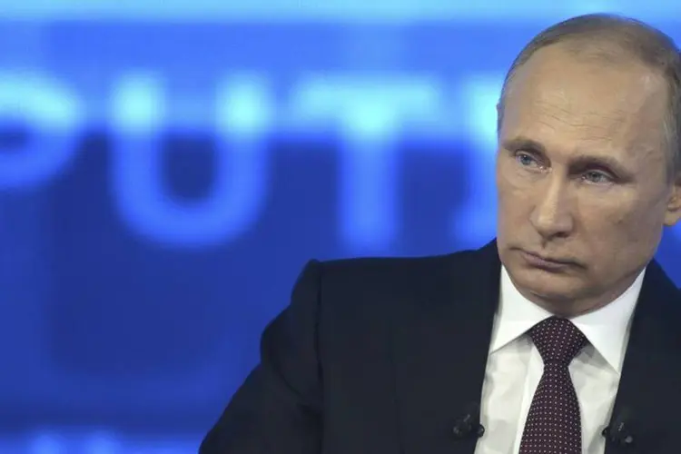 
	Vladimir Putin:&nbsp;pedido foi feito durante uma conversa com o primeiro-ministro da It&aacute;lia
 (Alexei Nikolskyi/RIA Novosti/Kremlin/Reuters)