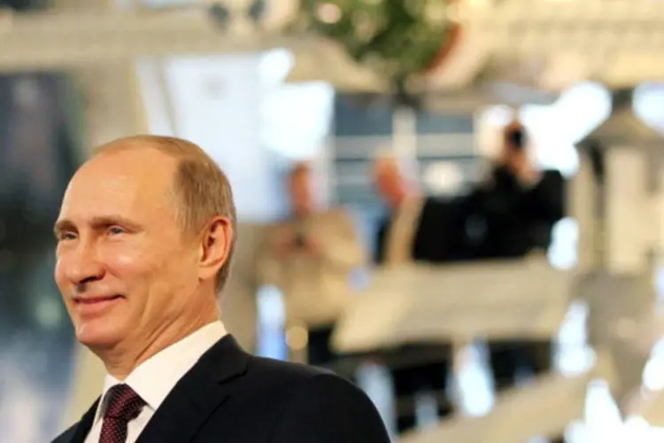 O presidente russo, Vladimir Putin: remunerações do presidente e do chefe de Governo se multiplicarão por 2,65 (Getty Images)