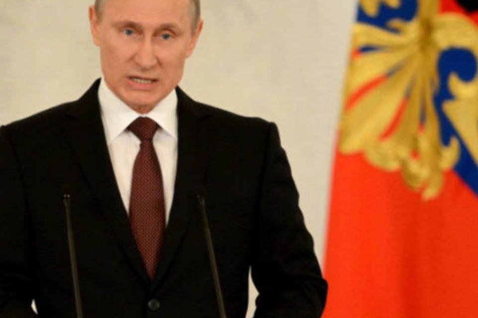 Crimeia sempre foi e será parte da Rússia, diz Putin