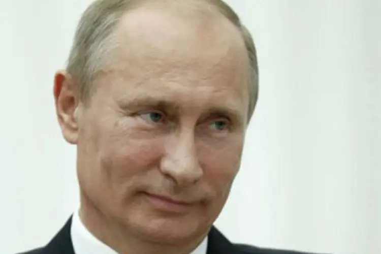 O presidente russo, Vladimir Putin: o presidente anunciou que 23 trilhões de rublos (711 bilhões de dólares) serão destinados ao programa público de armamento e rearmamento (©AFP / Misha Japaridze)