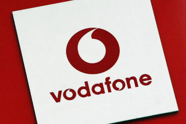 
	Vodafone: empresa tem inten&ccedil;&atilde;o de aumentar participa&ccedil;&atilde;o em sua subsidi&aacute;ria indiana ap&oacute;s a remo&ccedil;&atilde;o do limite de 74% de investimento por empresas estrangeiras em companhias de telecom
 (Scott Barbour/Getty Images)