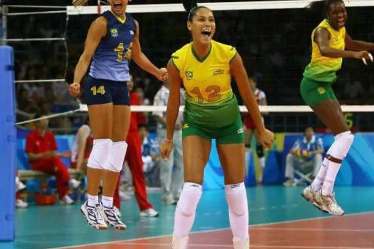 Equipe feminina de vôlei: A equipe americana foi agraciada com os diversos erros cometidos pelas brasileiras (Getty Images)