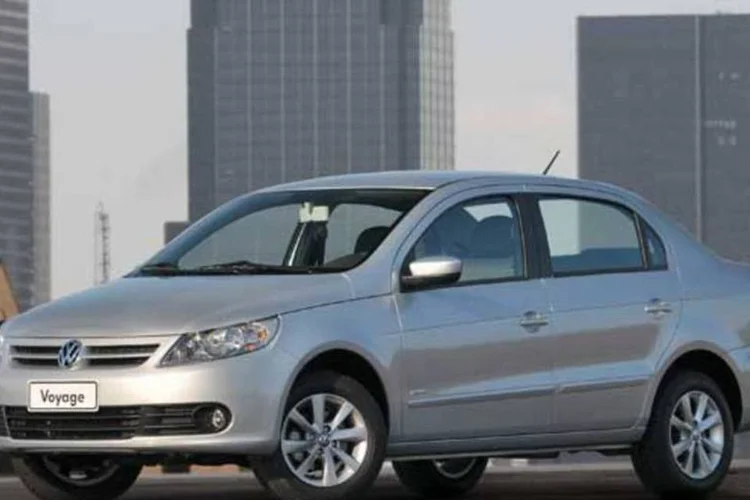 
	Volkswagen Voyage: ve&iacute;culos da montadora apresentaram suspeita de desgaste prematuro do motor
 (Divulgação)