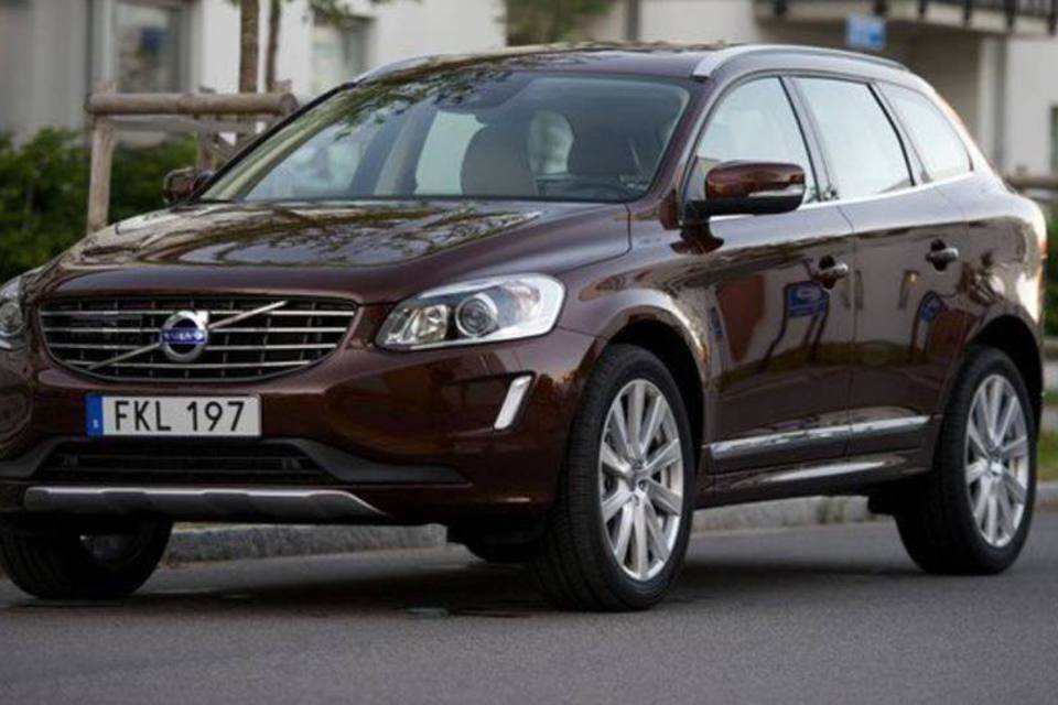 Volvo lança XC60 Inscription no Brasil