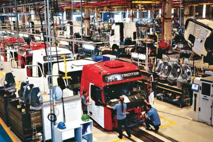 
	Volvo: a montadora confirmou que pretende cortar 206 postos ainda neste m&ecirc;s
 (Raul Junior/EXAME.com)
