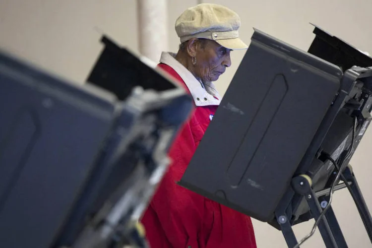 
	Elei&ccedil;&otilde;es americanas: pesquisas mostram que de oito a dez disputas ainda est&atilde;o incertas
 (Whitney Curtis/Reuters)
