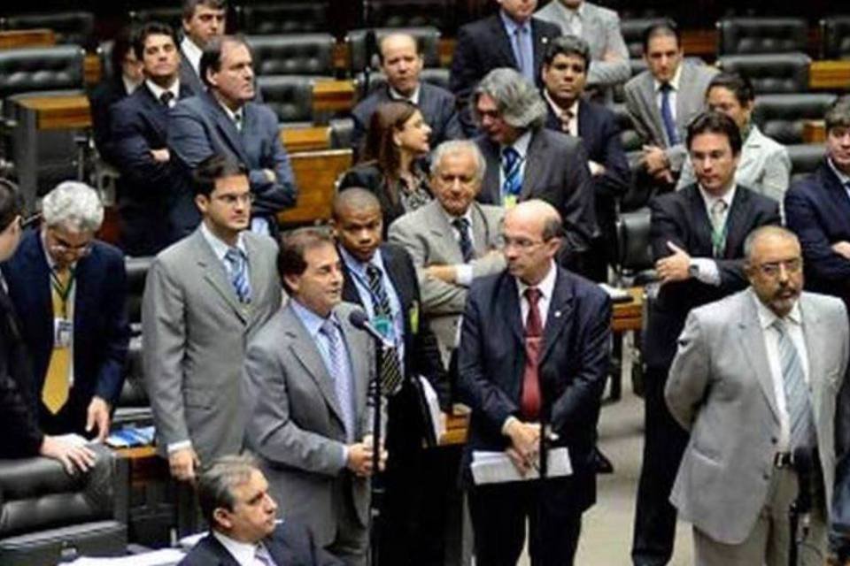 Após longa discussão, Congresso aprova Orçamento para 2012