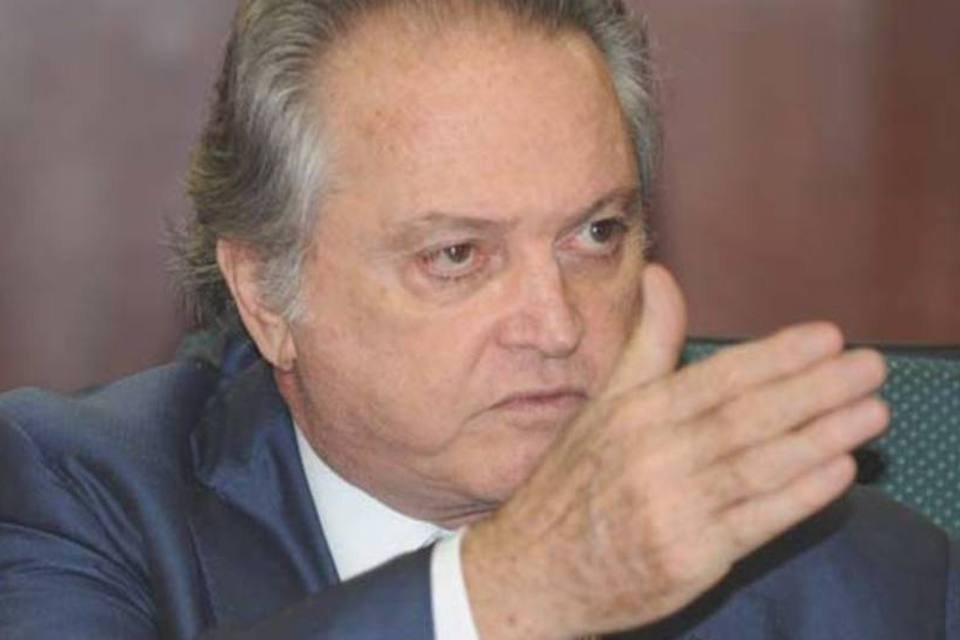 Presidente do PMDB diz que pedido de demissão foi decisão de Wagner Rossi
