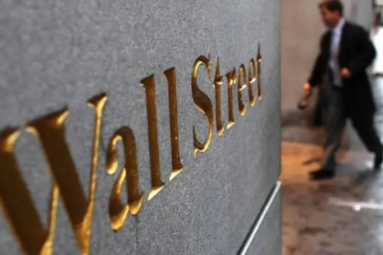 Wall Street: Dow Jones caiu 0,17%, a 24.657 pontos, enquanto o S&P 500 ganhou 0,17%, a 2.767 pontos, e o índice Nasdaq avançou 0,72%, a 7.781 pontos (Spencer Platt/Site Exame)