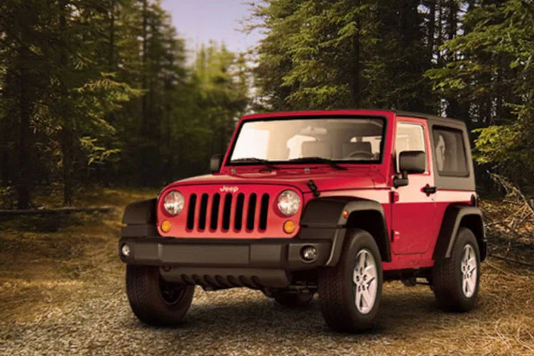 
	Jeep Wrangler: possibilidade de infiltra&ccedil;&atilde;o no sistema de aquecimento dos retrovisores pode causar combust&atilde;o
 (Divulgação/Jeep)